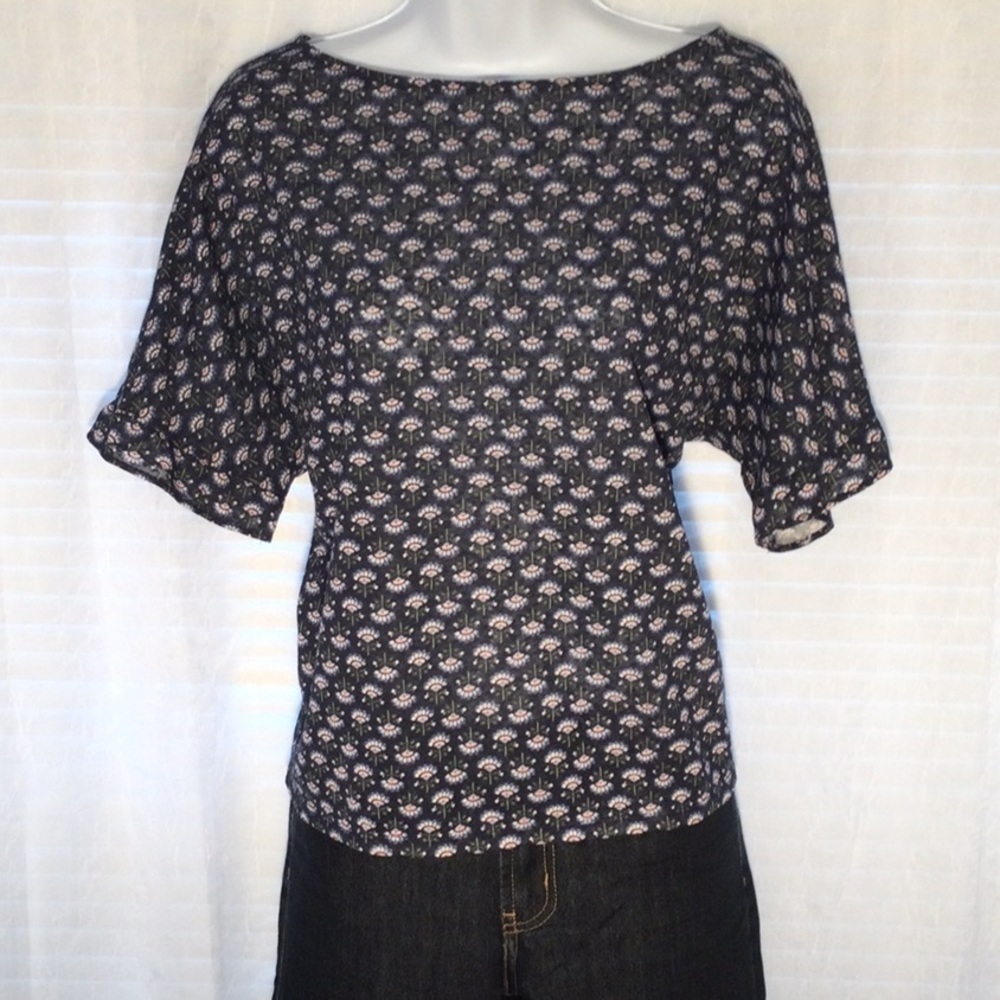 LOFT Outlet Crop Floral Ruffle Sleeve Tee Sz S